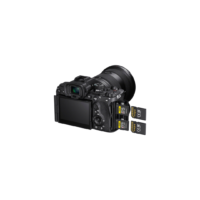 30 Sony a7R V Mirrorless Camera - Image 4