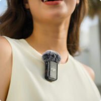 DJI Mic 2 Clip-On TransmitterRecorder with Built-In Microphone (2.4 GHz, Shadow Black) - Image 4